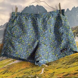 Patagonia Women's Baggies Shorts- 5" inseam; Spring 2024
